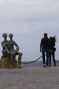 Statuen u Frau mit wehenden Haaren, Mallorca_1
